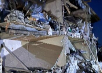 Росіяни завдали потрійного удару балістичними ракетами по передмістю Чернігова, є загиблий