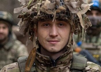 В Україні запустили спецконтракти для добровольців до 25 років