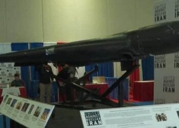 Міністр закордонних справ Польщі привіз у США забитий в Україні російський БпЛА