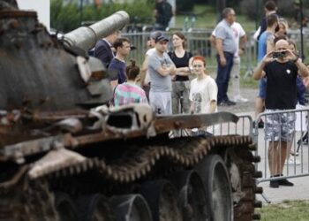 Поляки знайшли боєприпаси у привезеній з України спаленій російській бронетехніці