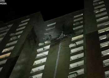 У Києві через масовану атаку росіян спалахнули пожежі у кількох районах, є загиблі