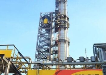 БпЛА атакували критично важливий для росіян нафтопереробний завод