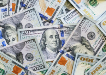 Caterpillar napustio Rusiju i donirao milijun dolara za potporu Ukrajincima