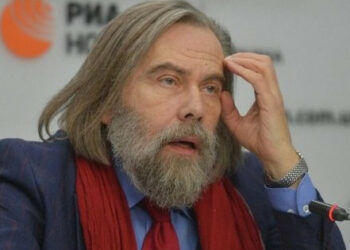 Politički tehnolog Mihail Pogrebinsky optužen je za izdaju