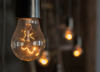 Ukrenergo traži od stanovnika četiriju regija da hitno smanje potrošnju električne energije