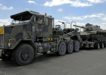 Njemačka ukrajini predala tenkovske traktore Oshkosh i 53 oklopna vozila