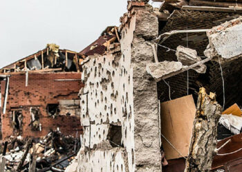 U Dnjiprou, pod ruševinama nakon ruskog napada, pronađena je jedna mrtva