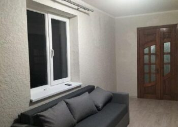 Dobročinitelji su popravili kuću na koju je pala ruska raketa u karpatskoj regiji (foto)