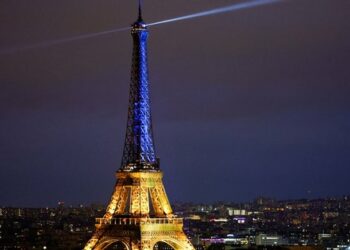 Srušeni ruski tenkovi i sirene za diplomate