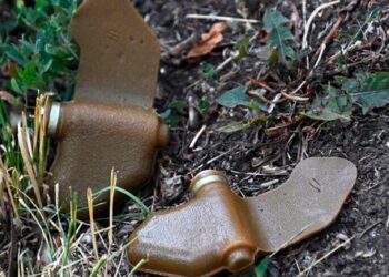 U Izyumu, sedam tinejdžera je eksplodiralo na protupješačkoj mini.