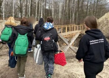 Україна повернула 15 українських дітей з Харківщини та Херсонщини