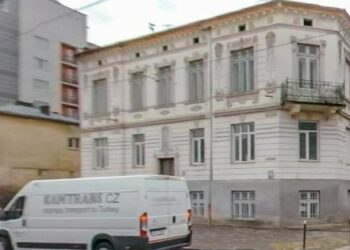 У колишньому шкірдиспансері у Львові облаштують центр для людей, які пережили полон і окупацію