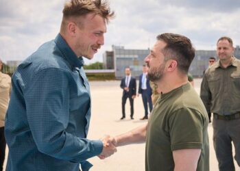 Посол розповів, як вдалось повернути командирів захисників «Азовсталі»