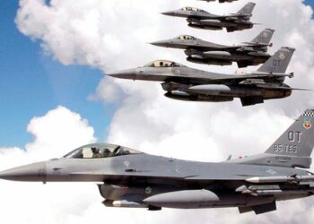 Захід досі не узгодив план підготовки українських пілотів на F-16, – Politico