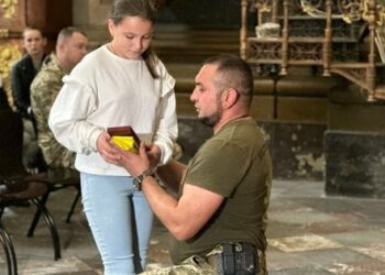 Рідним загиблих бійців  24-ї бригади зі Львівщини вручили ордени «Хрест Героя»