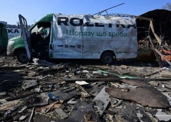 Під час ракетної атаки на Київ росіяни влучили по складу інтернет-магазину Rozetka