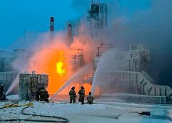 ОП прокоментував «вимогу» США зупинити удари по нафтових заводах Росії