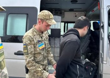 Двом ухилянтам на Волині вручили повістки після спроби втекти до Польщі