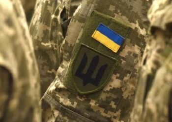 На Дніпропетровщині чоловік з ножем напав на працівника ТЦК