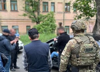 В Україні судитимуть ексдепутата, концерн якого забезпечував Росію критичним обладнанням