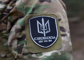 Український плавець розігрує квартиру в Києві за донат на дрони-камікадзе