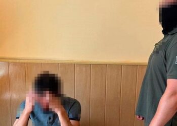 У Рівному рецидивіст на замовлення ФСБ підпалив автомобіль ЗСУ