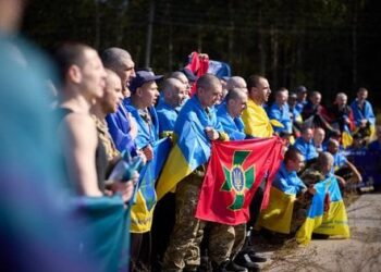Після 2,5 років російського полону додому повернулися троє захисників із Волині