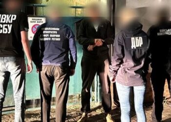 На Закарпатті затримали комбата, який брав хабарі за переведення військових у тил