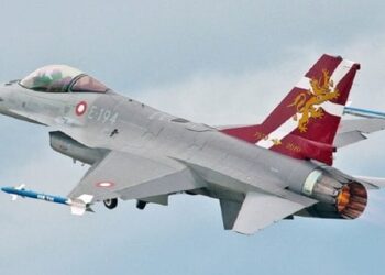 В Україну прибула друга партія винищувачів F-16 від Данії