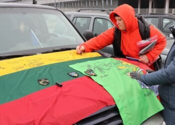 Литовські волонтери привезли на Львівщину ще понад 30 автомобілів для ЗСУ