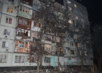 Росіяни вдарили безпілотниками по багатоповерхівках у Запоріжжі та Харкові