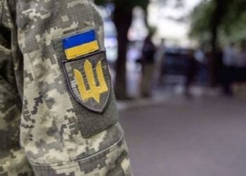 На тлі терактів у ТЦК та військових частинах посилили заходи безпеки