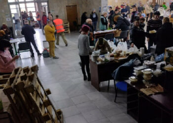 Львовта әскерилер мен босқындарға көмек көрсету қайда