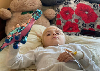 Львовқа 5 жасар бала эвакуацияланды, оны анасы снаряд кезінде денесімен жауып тастады