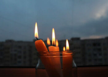 Төтенше жағдай туындаған кезде үйде не болуы керек: заттар мен кеңестердің тізімі