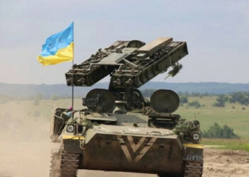 Әуе шабуылына қарсы қорғаныс күштері Днепропетровск облысының үстінен аспанда 4 круиздік зымыранды атып түсірді