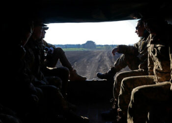 Донбастағы содырлар украин жауынгерін өлтіріп, тағы үшеуін жаралады