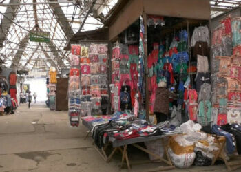 Хмельницкийде кәсіпкерлер базарлардың жұмысын қайта жандандырды