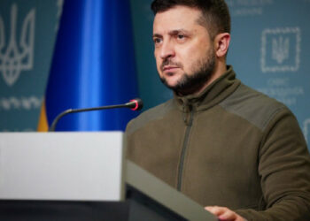 Президент Украинаны қолайсыз жағдайда бейбітшілікке итермелейтінін мәлімдеді