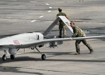 Қорғаныс министрлігі Түркиядан «Байрақтар» дрондарының кезекті партиясын сатып алады