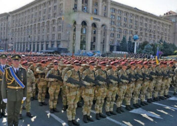 ҚР Қорғаныс министрі Тәуелсіздік күні шеруіндегі жаңалықтар туралы айтып берді