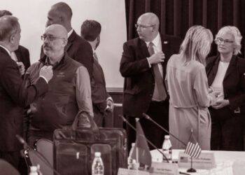 Рамштейн сөйлейді