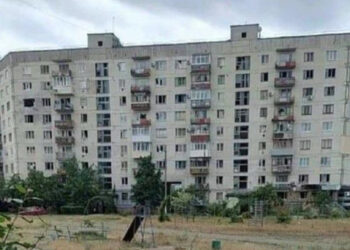 «Рейтер» журналистері Северодонецк маңында содырлар автокөлігімен оқ жаудырды