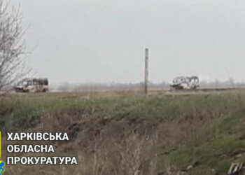 Ресейліктер Харьков облысында эвакуациялық автобустарды қоршауға алды, қаза тапты