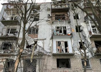 Ресейліктер Миколайвты жаппай снарядпен жауып тастады, зардап шеккендер бар