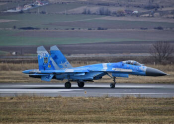 Украина Қарулы Күштерінің жауынгерлері жаудың оңтүстікте шоғырланған 10 ауданына соққы берді