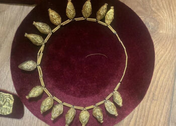 Сот коллекциялық көліктер мен «Мотор Сич» президенті скиф алтынын тұтқындады