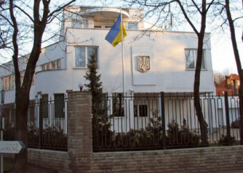 Германияда Украина үшін күресу үшін жалған шақырулар жіберілді