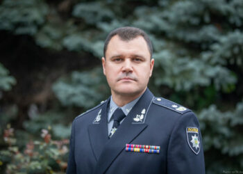 Полицейлер 1500 қызметкерді ынтымақтастыққа тарту үшін тексерді