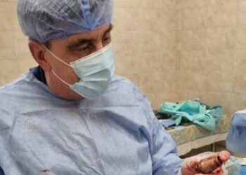 Хирургтар Украина Қарулы Күштері әскери қызметшісінің денесінен гранатаны алып тастады